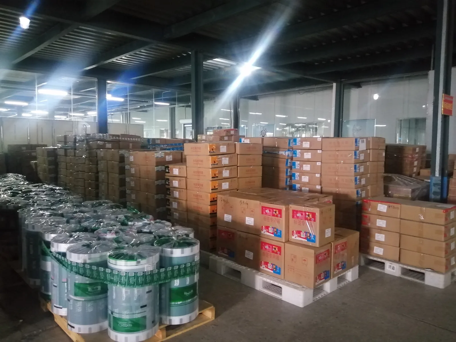 Durable Heat Shrink Wrap Film (Shrink Label) for Food & Beverage Packaging and Printing Applications