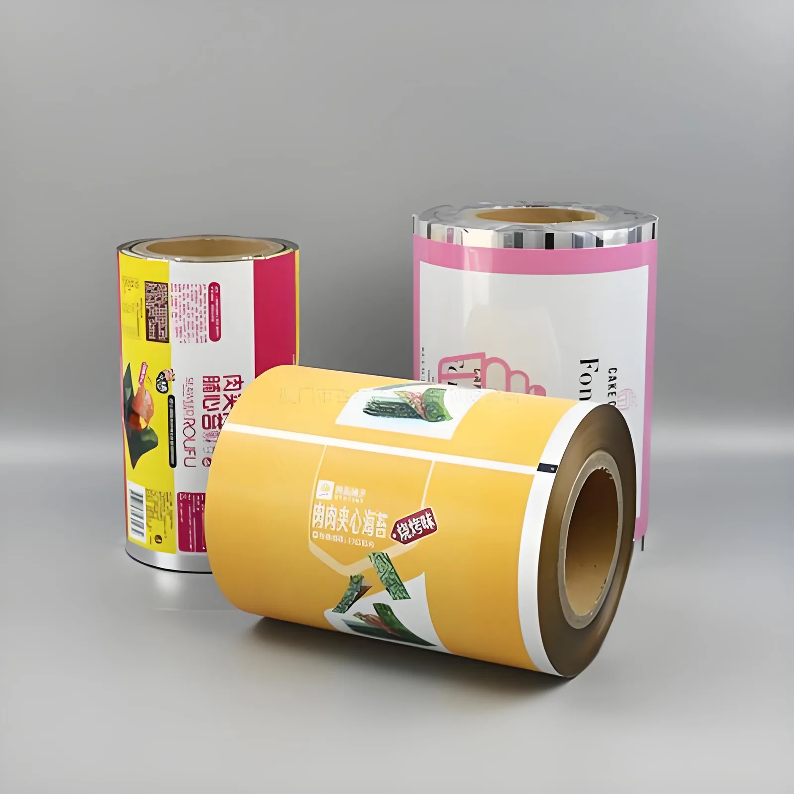 High-Barrier Food Grade PET/VMPET/PE Moisture Proof Flow Wrap Packaging Film Roll for Cookie Candy Crisps Sauce Sachet Bags