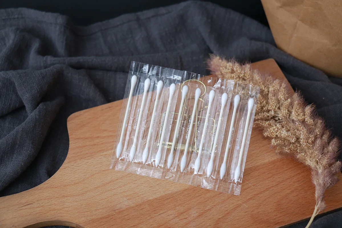 Low Price Promotion Single Packaging Ear Swab Portable Cotton Bud in Bag