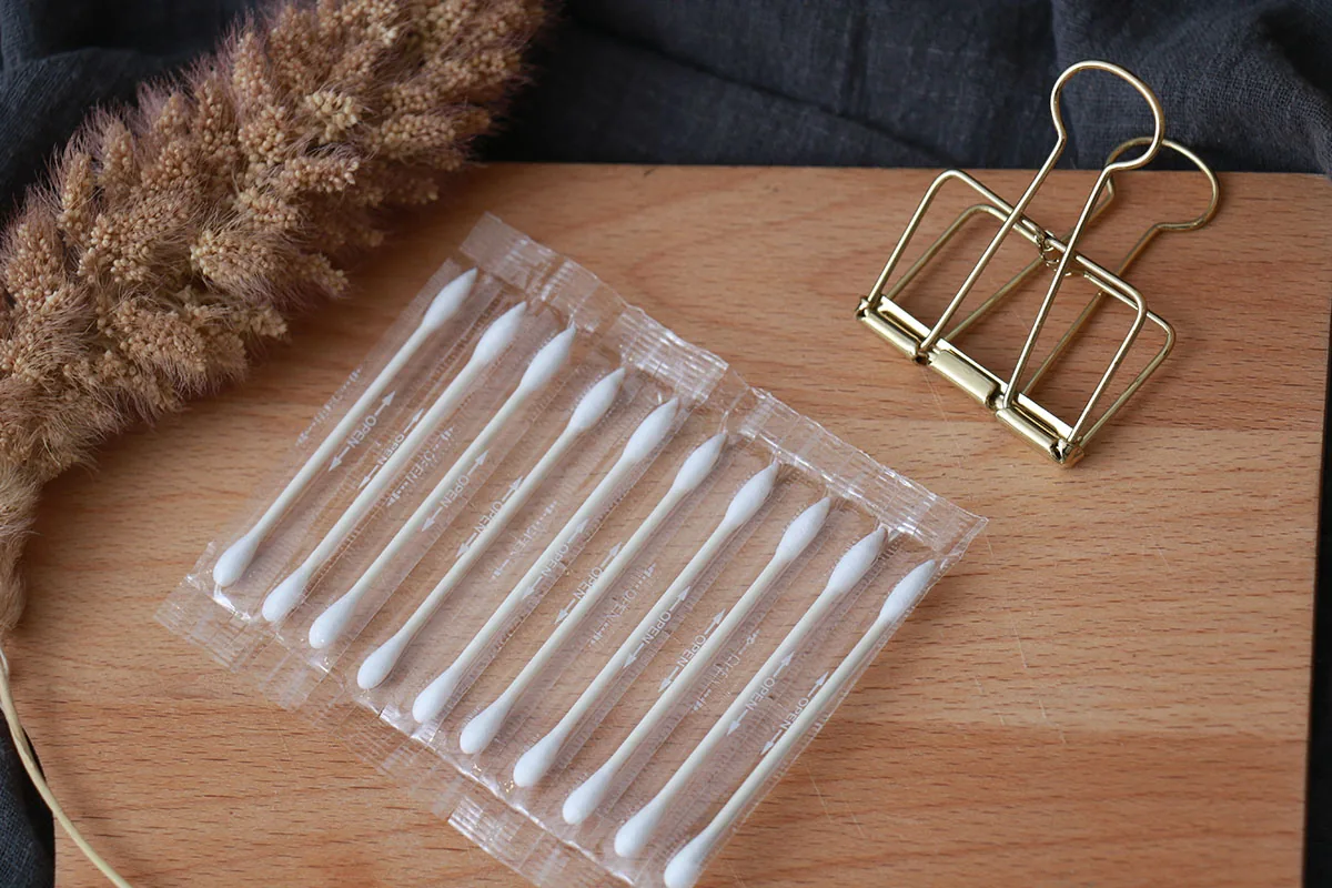 Low Price Promotion Single Packaging Ear Swab Portable Cotton Bud in Bag