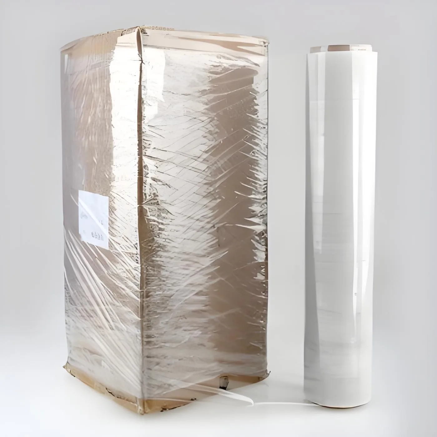 Soft LLDPE Pallet Stretch Film 20 Micron High Tensile Clear High Gloss Cling Wrap Rolls 500mm X 300m Supermarket Grocery