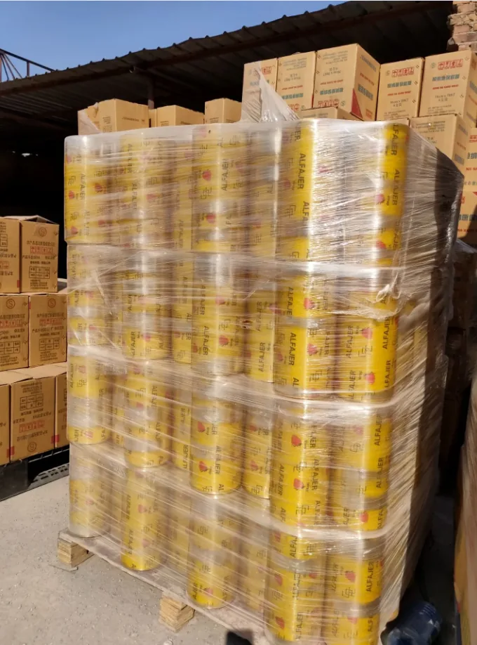 Soft Moisture Proof Blow Molding Food Wrapping PVC Stretch Cling Film Food Grade 9mic X 300mm